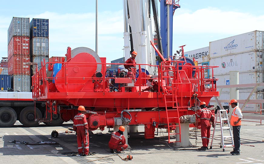 Comprehensive Port Crane Solutions and Services