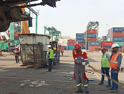 Port Crane Maintenance Services